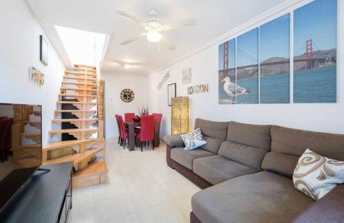 Atico Chill out playa y piscina Campello - Photo 32