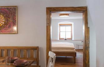 Gehobenes Ambiente in historischer Wohnung - Photo 24