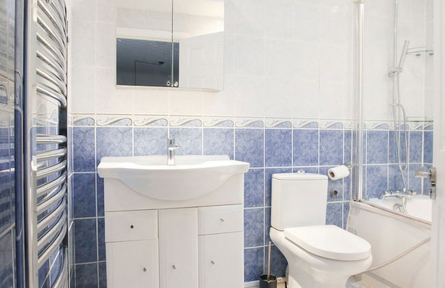 Business Park Lodge by Paymán Club - Photo 21