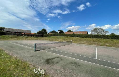 The Meadows Dairy, Bawdsey - Photo 3