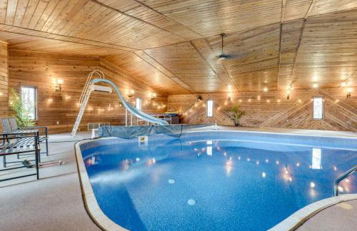 Epic Indoor Pool w/slide & hot tub close to beach - Foto 19
