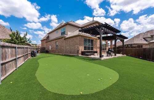 Iron & Ivy 5BR5BA Sleeps 12 - Foto 2