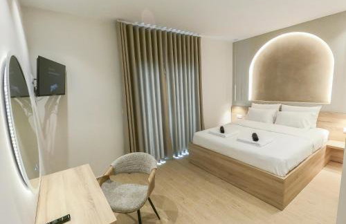 Elea Luxury Apartments - Photo 12