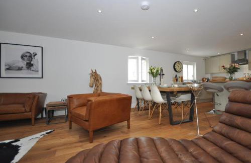 3 Bed in Tetbury oc-44955 - Photo 3