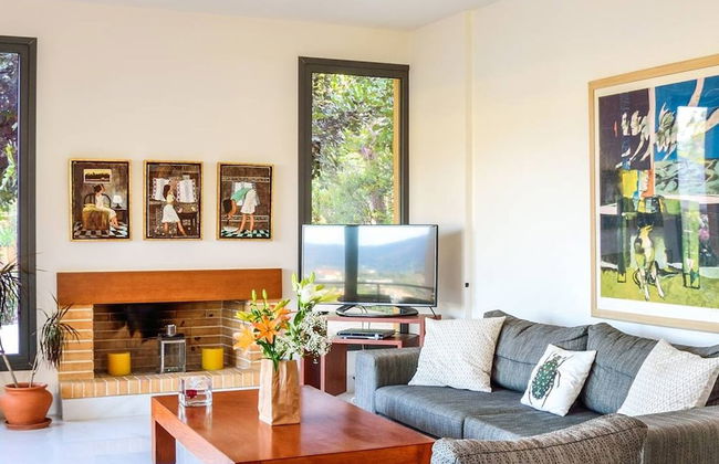 Chloe Seafront Villa - Photo 30