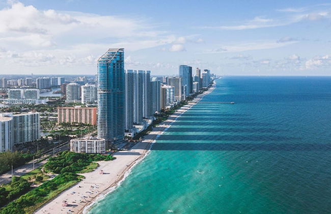 Waterfront 1BR Parking Walk to the Beach - Foto 3