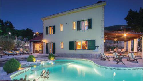 7 Bedroom Gorgeous Home In Grabovac - Foto 2