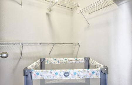 _Entire Home_Game Room_Basement_FirePit_ - Foto 35