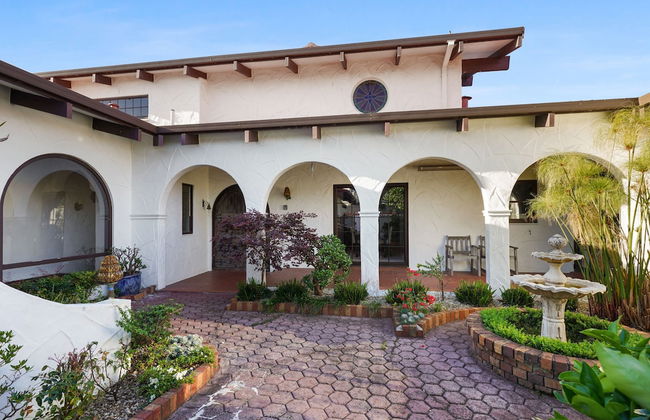 Magnificent Beachfront Mansion - Pool - Foto 43