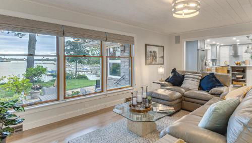 Patio and Water Views Serene Bohemia River Escape! - Foto 5