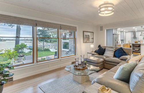 Patio and Water Views Serene Bohemia River Escape! - Foto 5