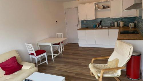 Adorable One-Bedroom Flat With Patio Garden. - Foto 3