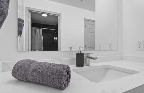 Cozy Urban Getaway - Free Parking, Gym, Stadium - Foto 38