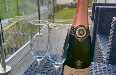 Karrek View - Trebarwith Strand (Sleeps 8-10) - Foto 2