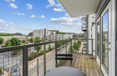 Reynoldstown Lux 2BR, Rooftop Deck, Near Beltline & Downtown, Free Parking - Foto 20