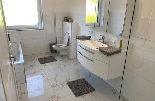 Neubau Luxusanlage Gesamte Haus - Foto 18