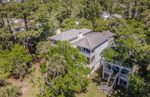New Listing! Walking distance to Marina. - Foto 44