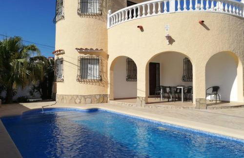 Carolina LOCDENIA - Photo 1