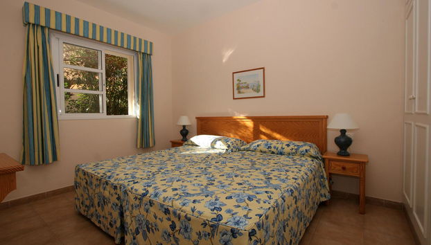 Apartamentos Jardín del Conde - Photo 2