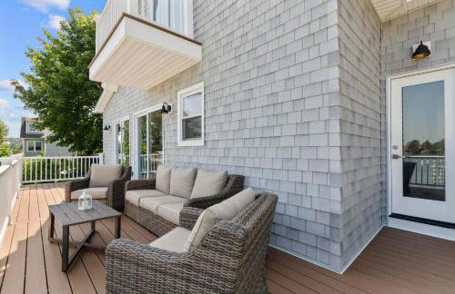 Waterfront Renovated Apartment - Foto 18