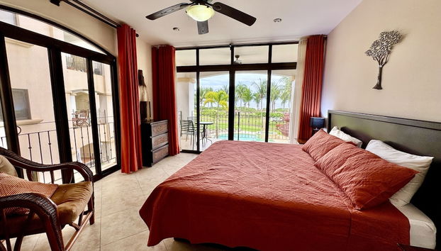 3 Bedroom Condo w/ Ocean View - Tres Regalos 201N by RedAwning - Foto 4, Habitación