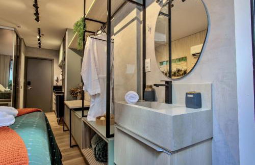 Viva hospedagens - Flat 009 beira mar com Varanda e piscina aquecida - Photo 18