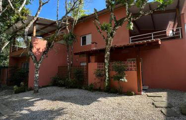 Itamambuca casas,suítes - Foto 1