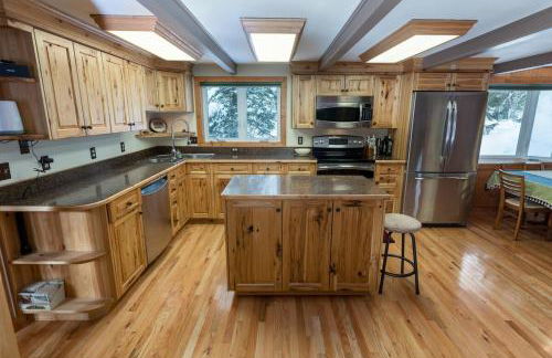 Glacier Snow Fox Lodge - Inside Glacier Park - Foto 36