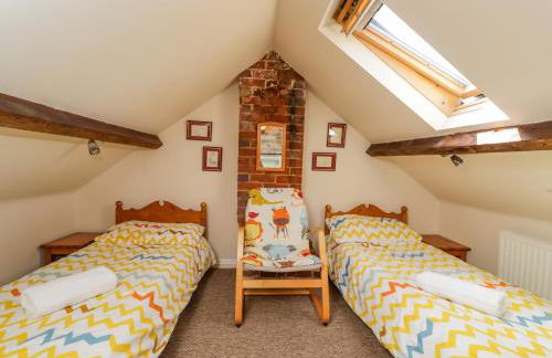 Parkfield Cottage - Photo 14