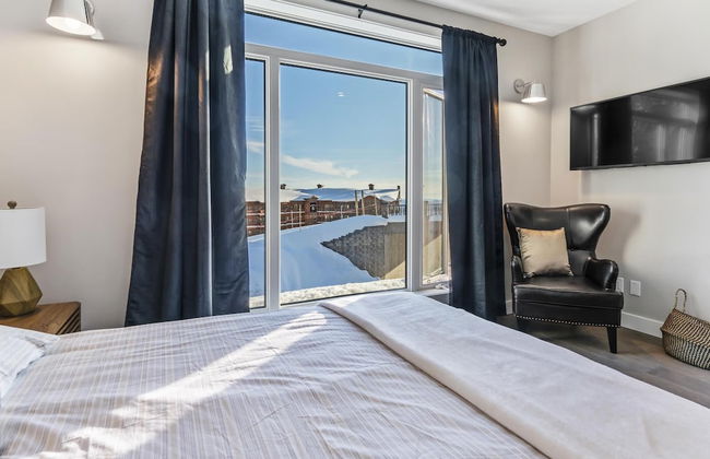 Chalet Monashee-brand New High End W/amazing Views - Photo 5