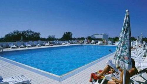 Colourful Seaside Flat With Pool on the Rooftop - Foto 4