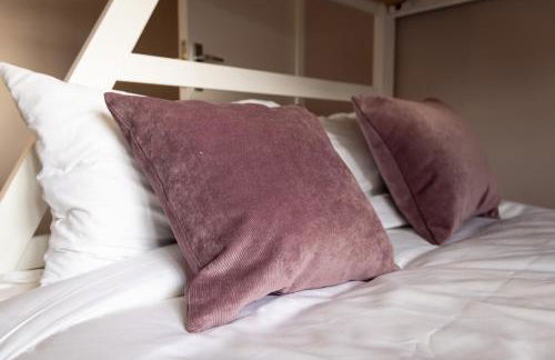 Modern 2-Bed Near Station - Ideal for Relocations & Contractors - Foto 5