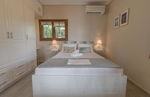 Paralio Astros Beachfront Suites - Photo 15