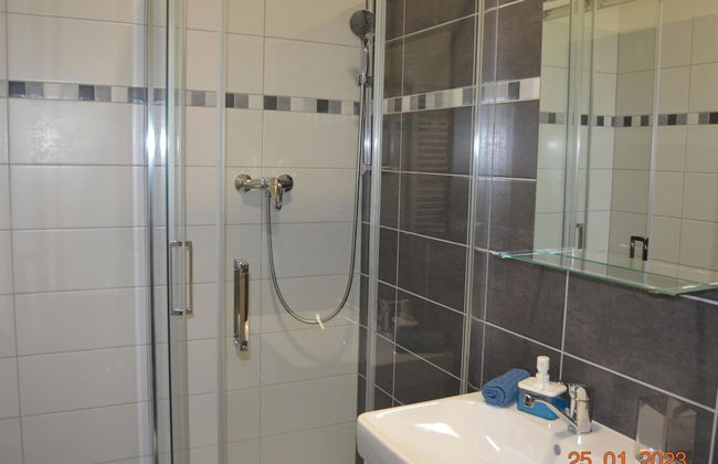 Spacious Holiday Home With Barbecue - Foto 24