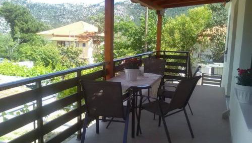 Poli's Ideal Holiday Home - Fully renovated ! - Foto 3