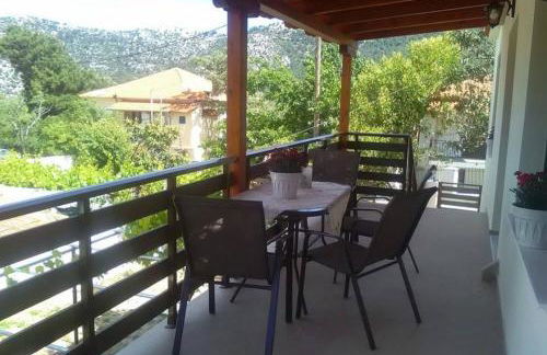 Poli's Ideal Holiday Home - Fully renovated ! - Foto 3