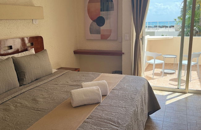 Luciana Hotel & Beach Club - Photo 21