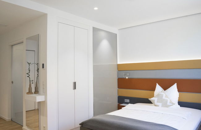 7 Hotel & Boardinghouse - Photo 2