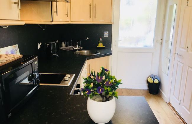 Oxford Private Studio - Parking - Photo 3