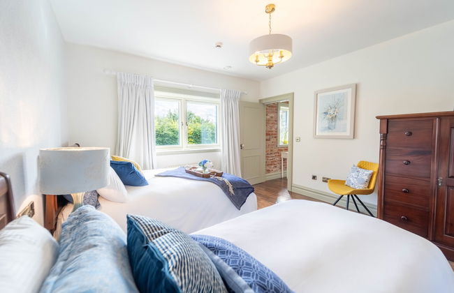 Luxury Castle Lodge - Photo 6