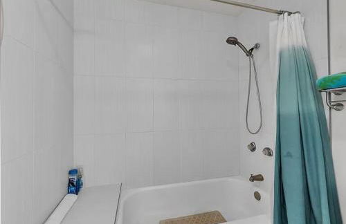 Kona Retreat • Ocean View, Pool & Walk to Beach - Foto 18