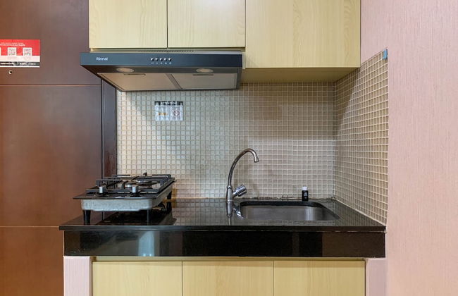 Nice And Strategic 1Br At Sky Terrace Apartment - Photo 3