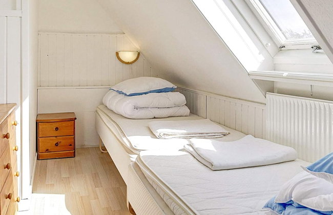 4 Person Holiday Home in Svaneke - Foto 2
