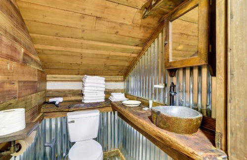 Glasgow Getaway with Patio, Fireplace and Grill! - Foto 18