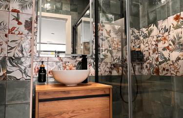 R10 Trabajo Descanso Premium Junto a Metro Madrid - Photo 19