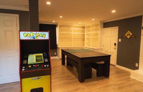 Modern Stay on Green Valley - 2.5 Mi to Downtown - Foto 43