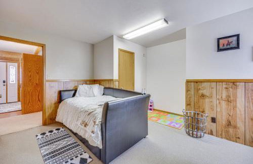 Stunning Calhan Home with Indoor Pool! - Foto 21