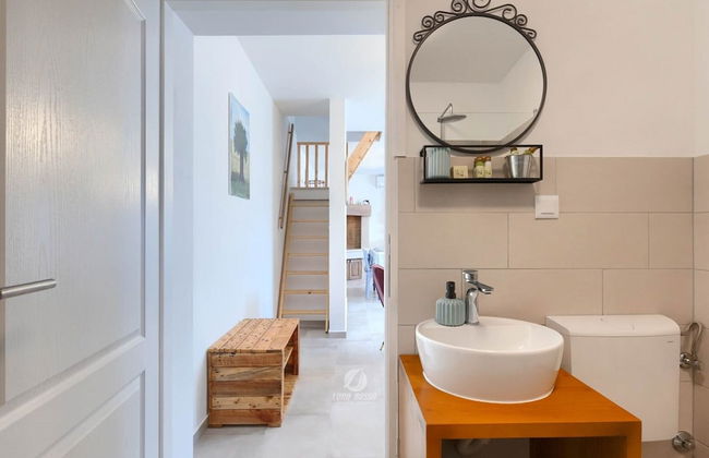 Adorable Home With Private Garden and Bubble Bath - Foto 19