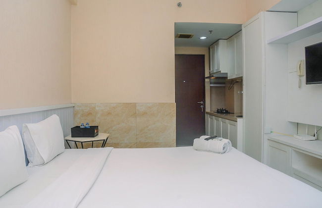 Minimalist And Comfy Studio At Grand Dhika City Apartment - Foto 20