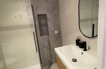 A 4 min andando del metro 3 habitaciones con baño privado - Foto 11